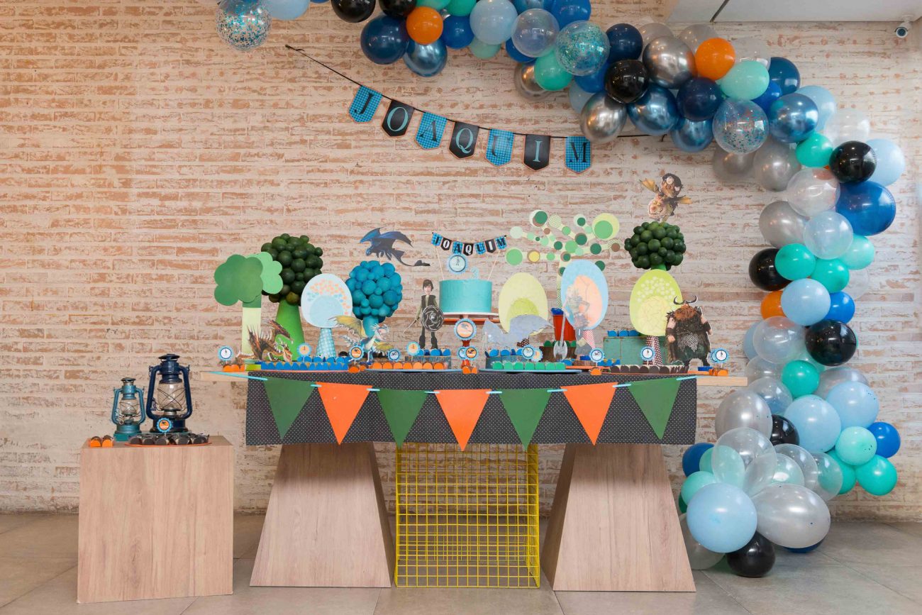mesa de doces bolo decoração festa temática dragão fotografa de aniversario fotografia de festas infantis sp são paulo