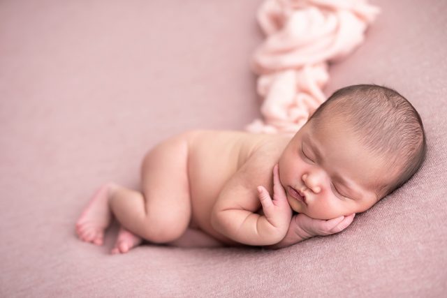 bebê recém-nascidos como fotografar bebês fotógrafa laura alzueta