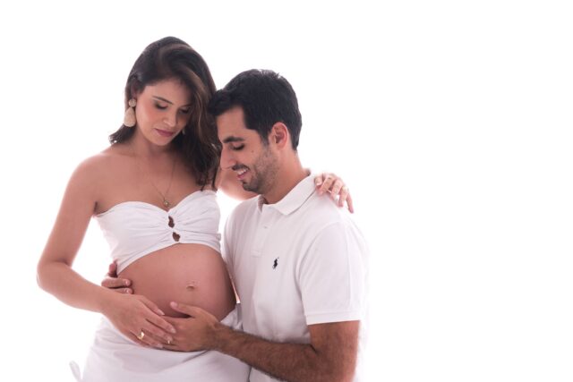 sessão de grávida com casal - Laura Alzueta
