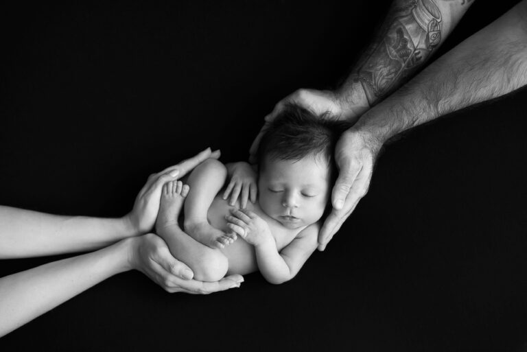 fotos de família em preto e branco, fotografia de família sp, ensaio de família, fotos de estúdio, fotos de família no Instagram